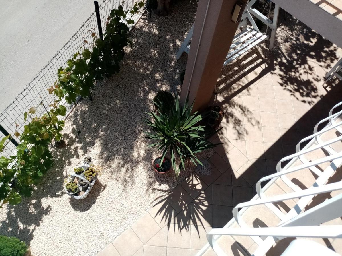 Apartments Anita Frane Vodice Ngoại thất bức ảnh